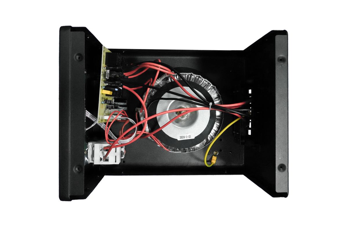 Стабилизатор напряжения AVR TOWER 5000RF 4512020370005