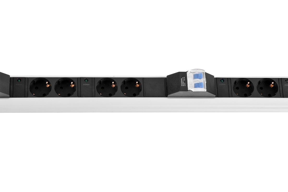 Блок силовых розеток  R-MC1-32-4x2S-2x3C13-2x2C19-A-1820-K