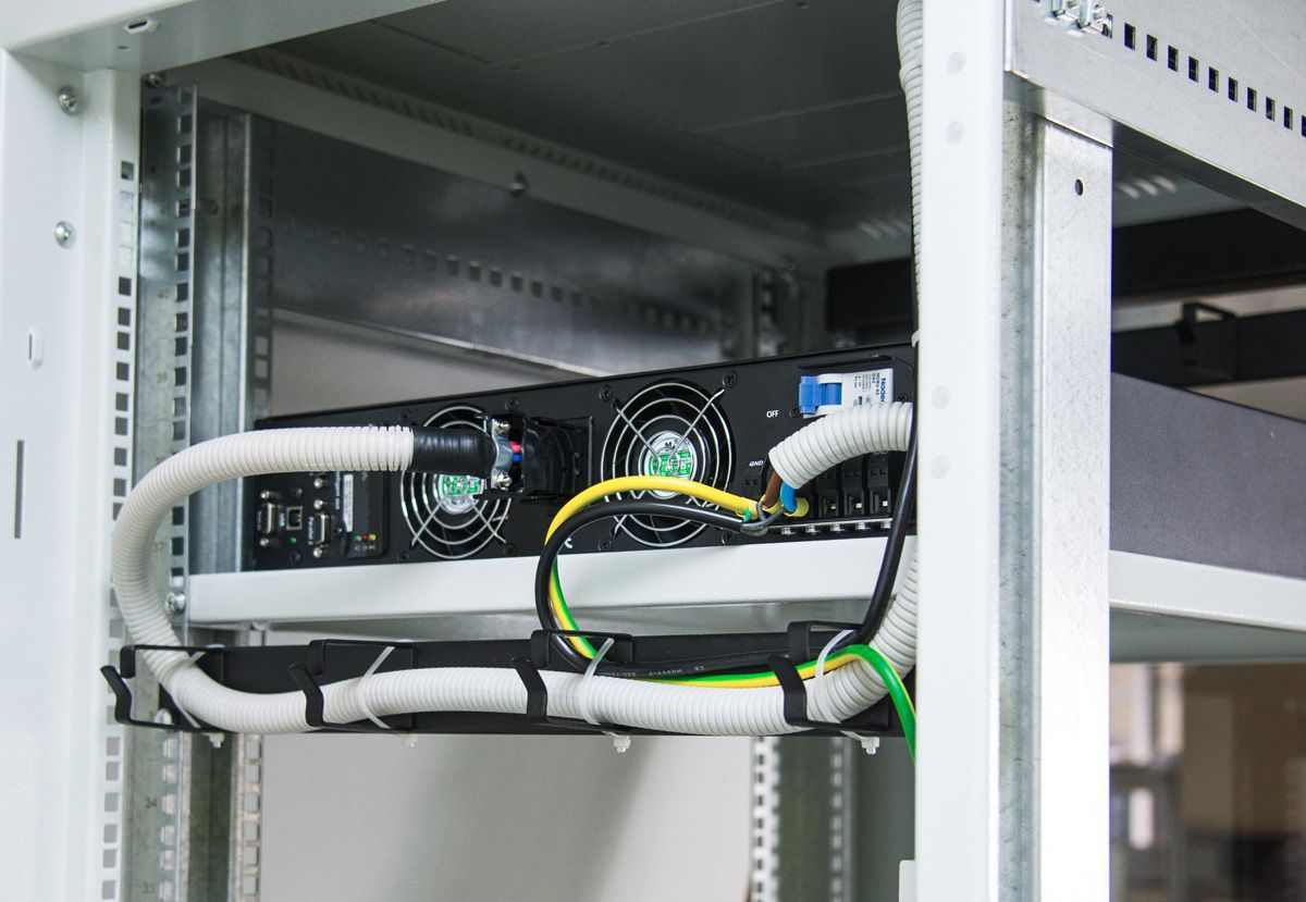 Источник бесперебойного питания SKAT-UPS 10 000 SNMP 484