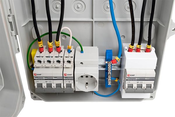 Шкаф электротехнический  vru-3-25-pro