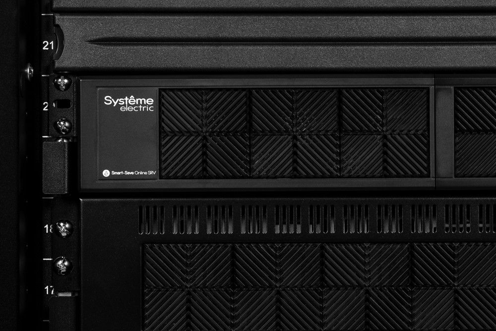 Источник бесперебойного питания SRVSE6KRTXLI5U