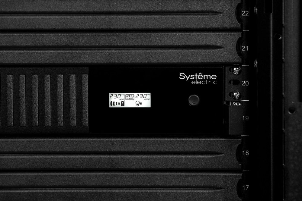 Источник бесперебойного питания  SMTSE3000RMI2U