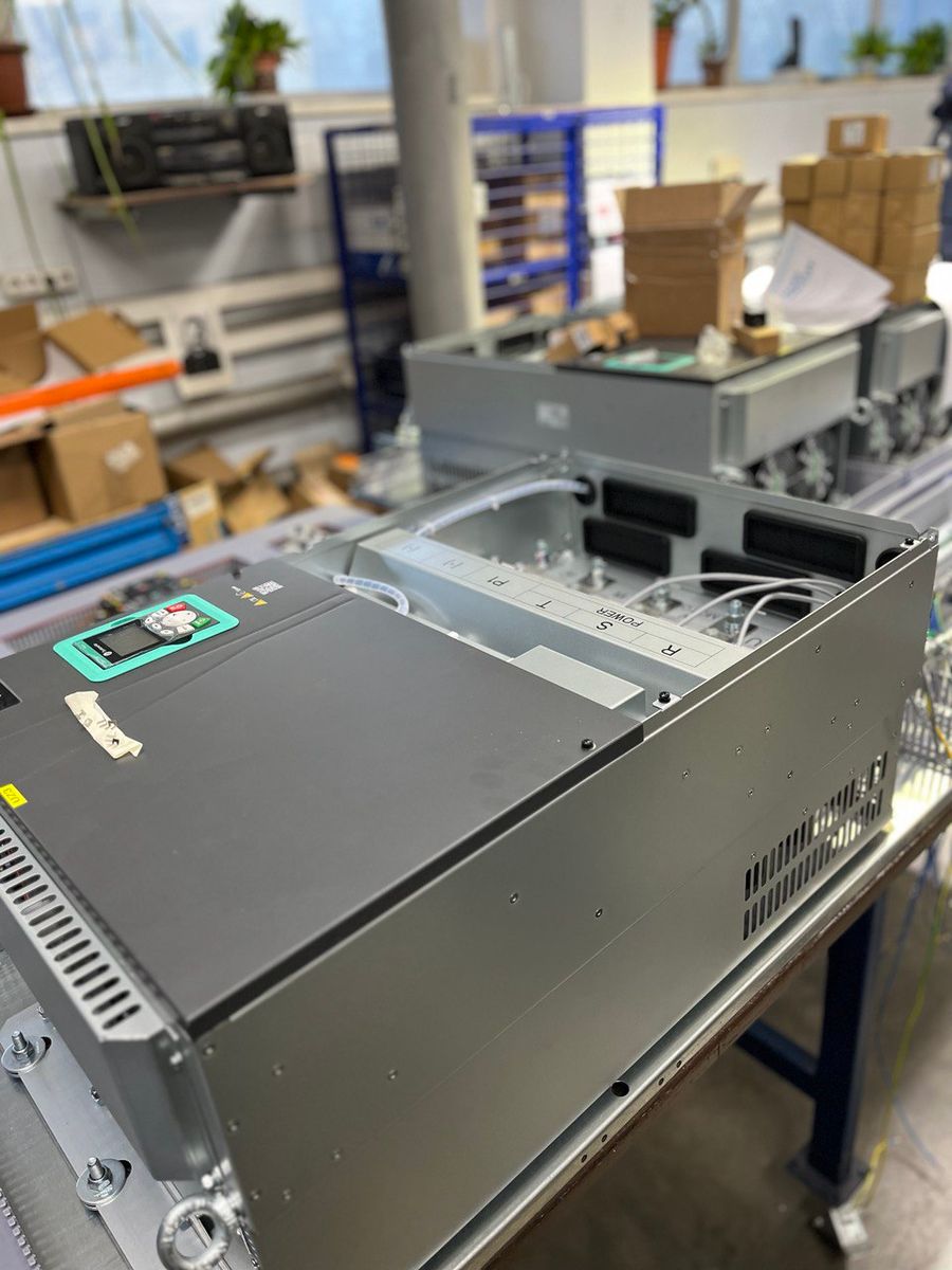 Преобразователь частоты  STV900C20N4