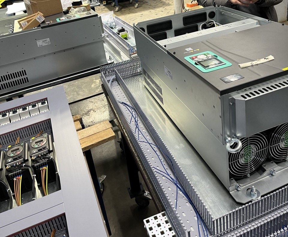 Преобразователь частоты  STV900C16N4