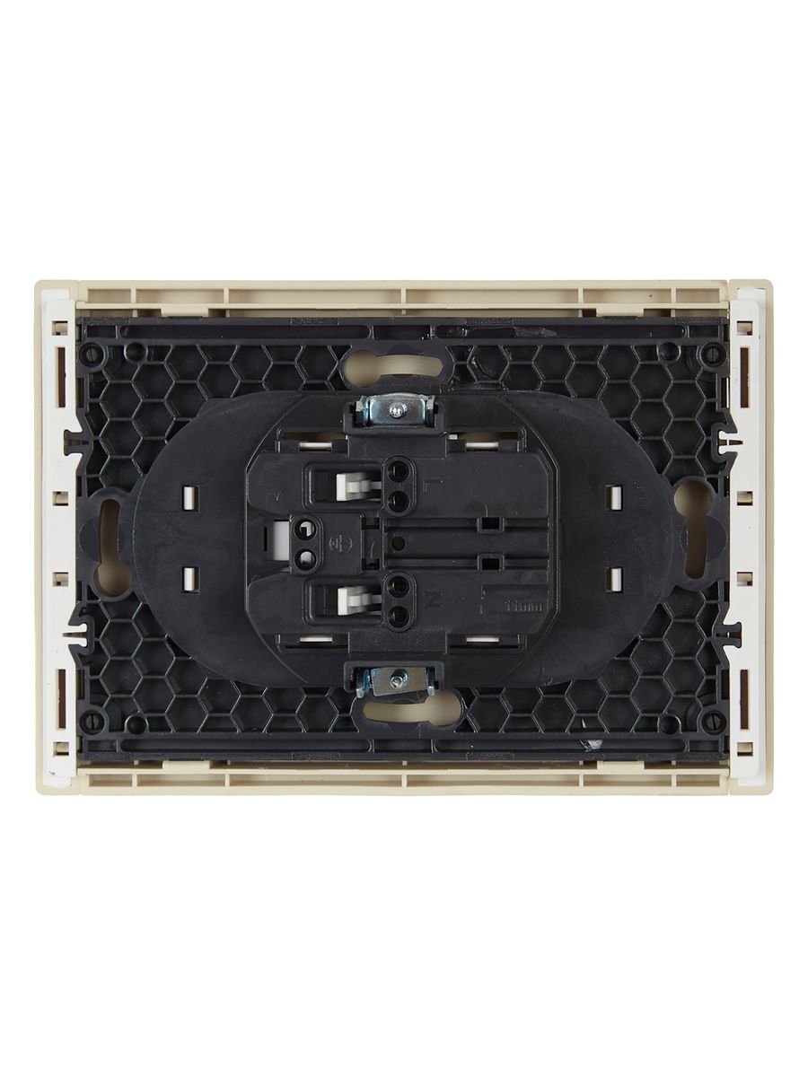 Розетка силовая  FP-R23-10-1-K10