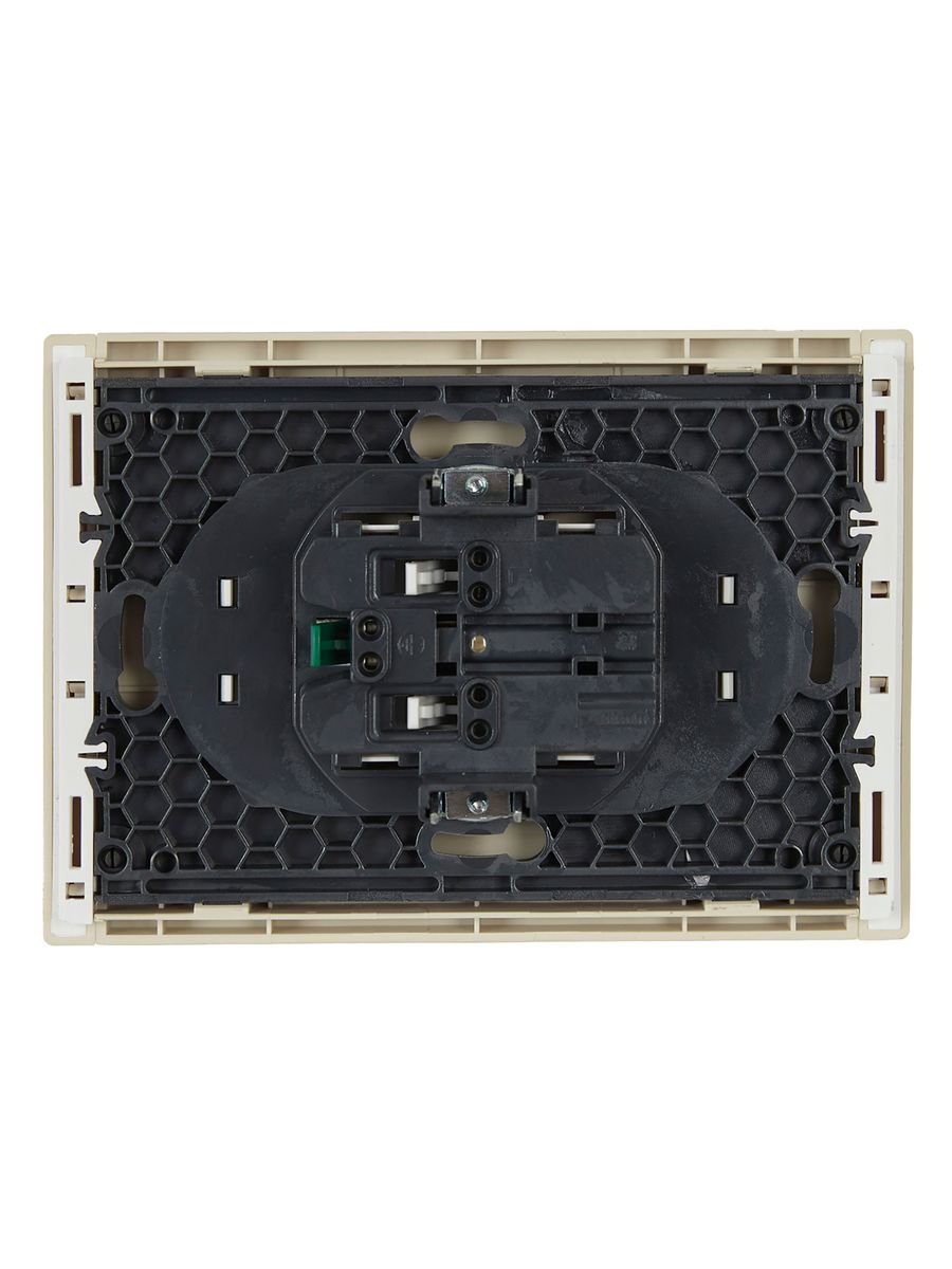 Розетка силовая  FP-R24-16-1-K10