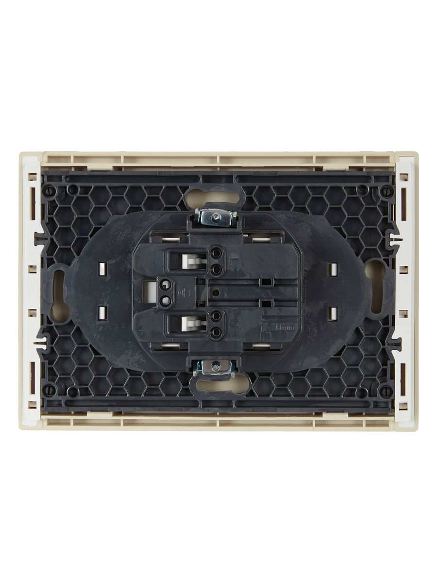 Розетка силовая  FP-R20-10-1-K10