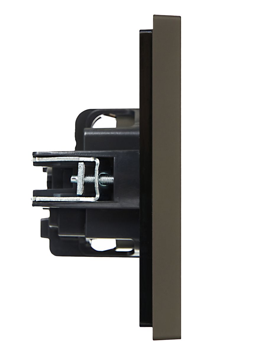 Розетка силовая  FP-R14-16-K03