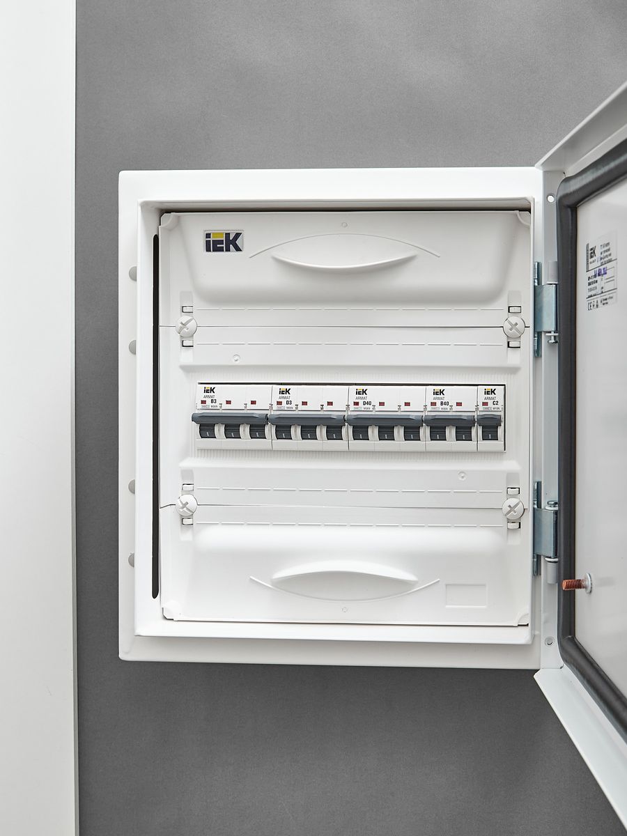 Выключатель автоматический  AR-M06N-3-D040