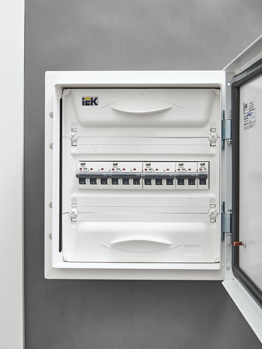Выключатель автоматический  AR-M06N-3-B032