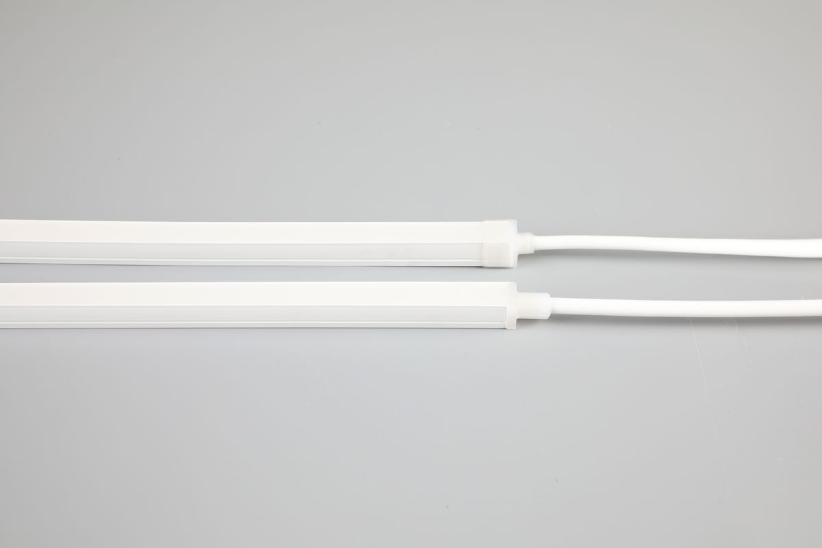 Лента светодиодная  VLS-67-090-0005-15-DU-40