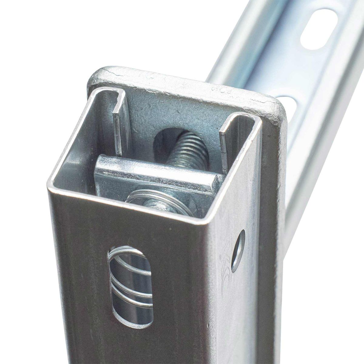 Гайка  CM161000