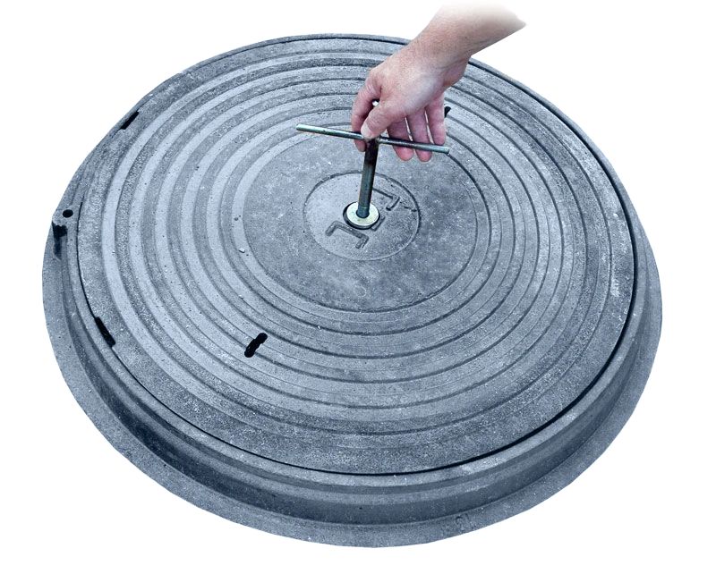 Устройство запорное люка  110301-01473