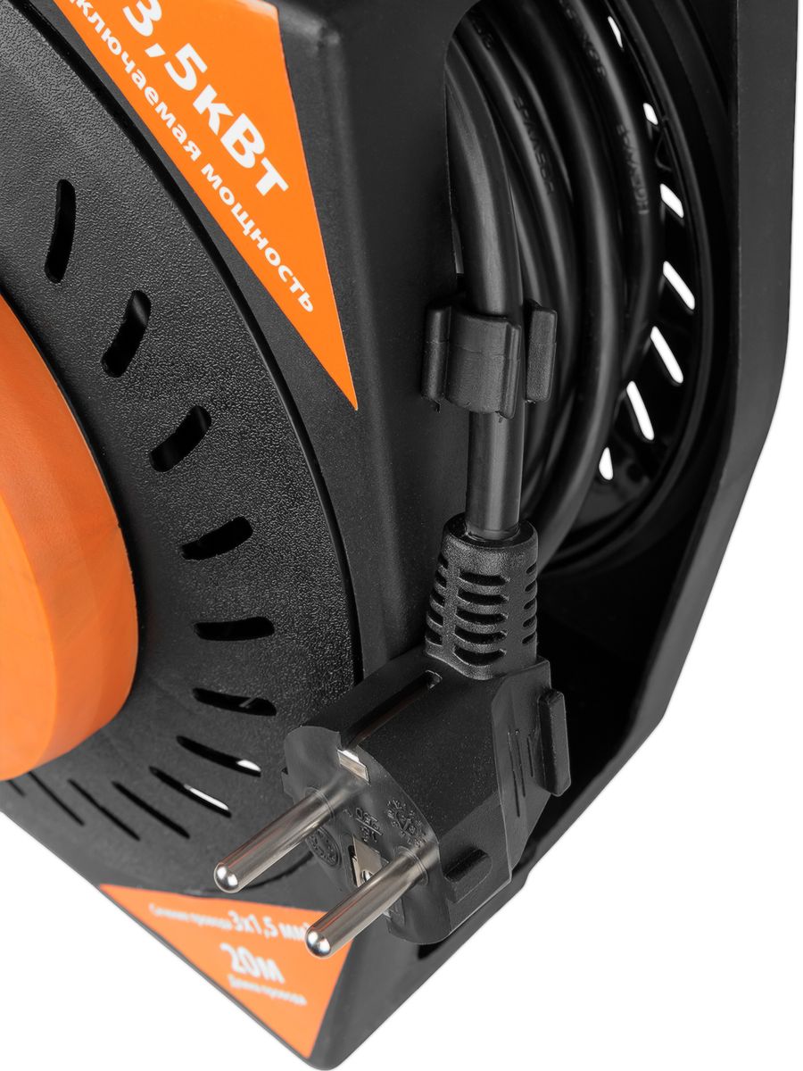 Удлинитель сетевой  SQ1301-0555