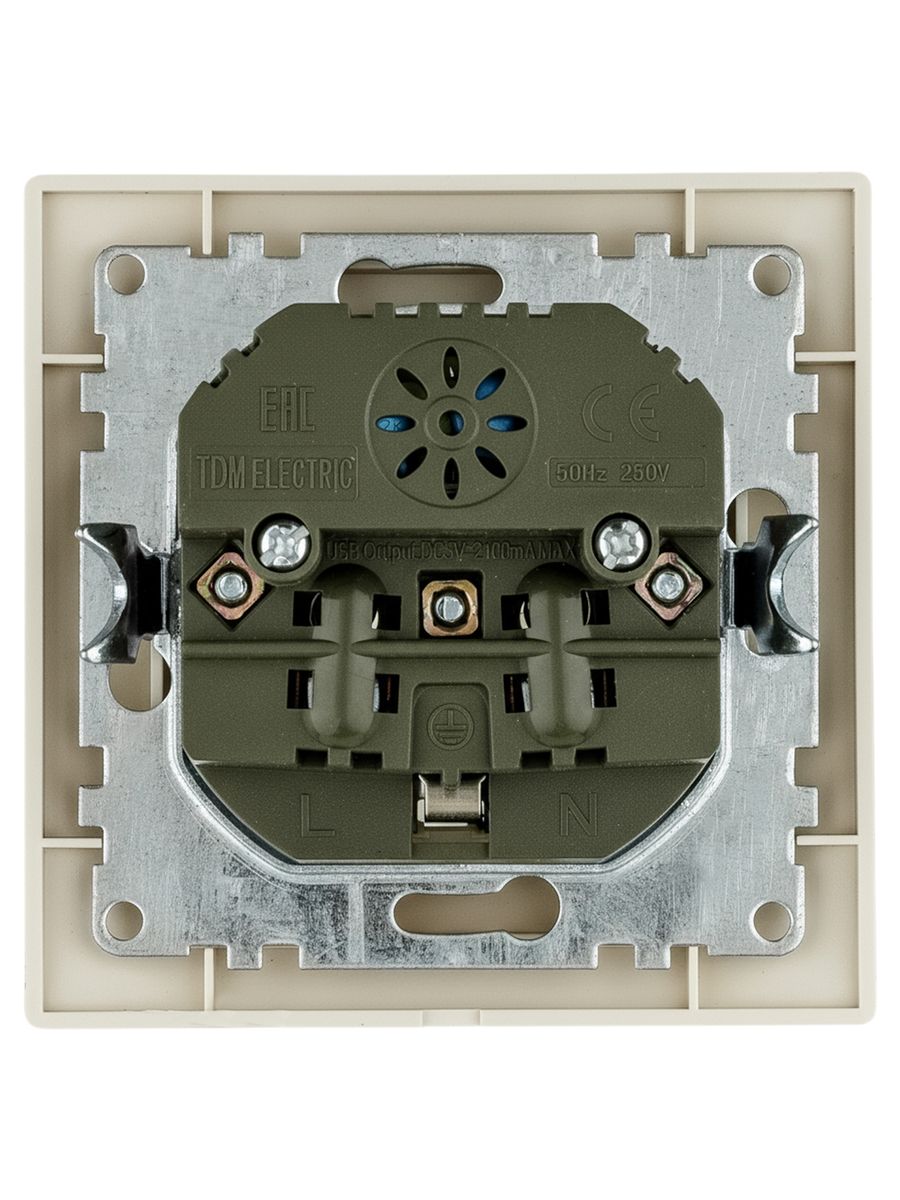 Розетка силовая  SQ1814-0140