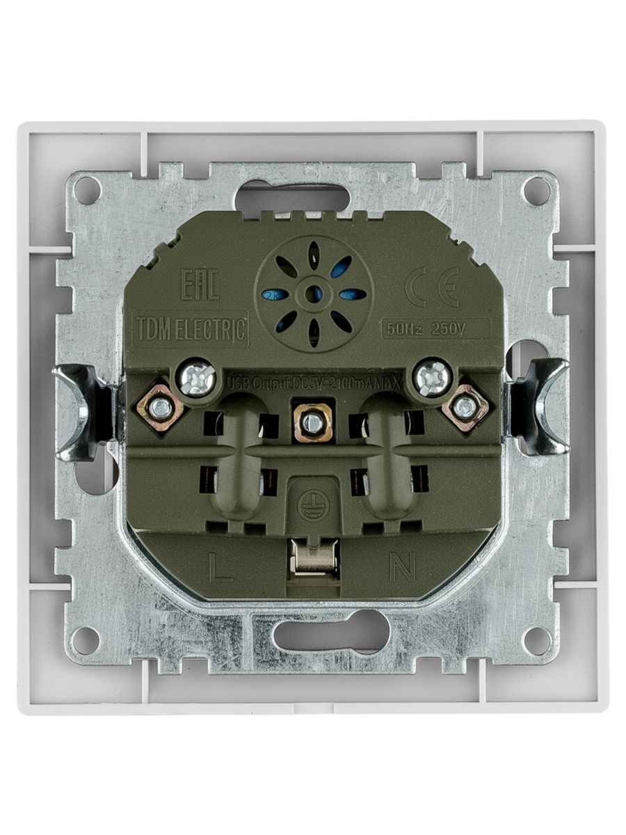 Розетка силовая  SQ1814-0040