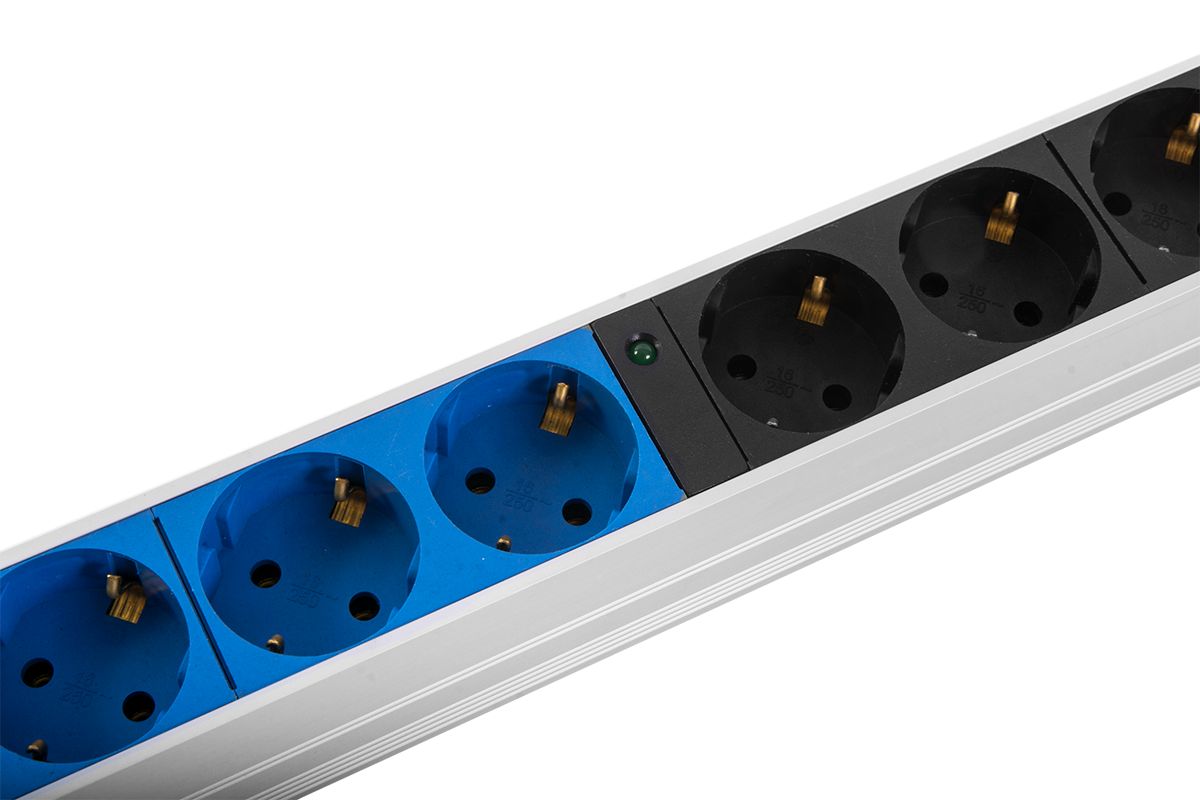 Блок розеток  R-32-8S-I-440-K