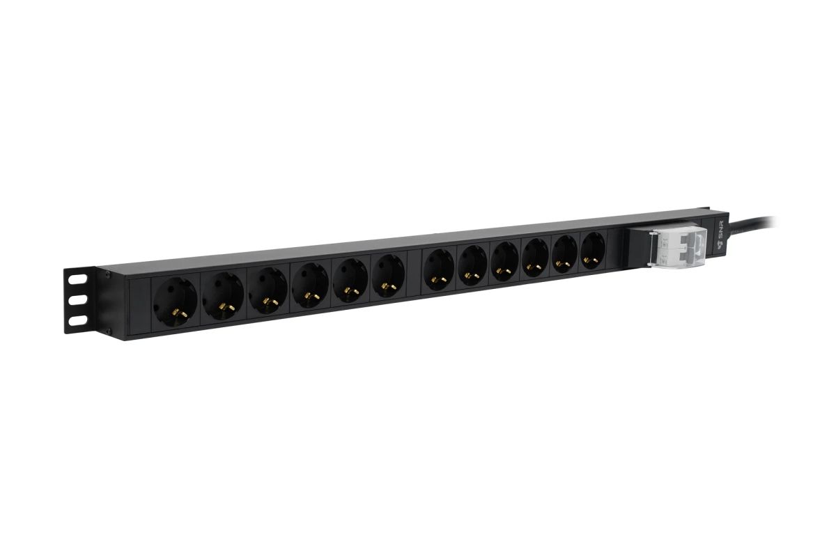 Блок розеток  SNR-PDU-12S-32L1