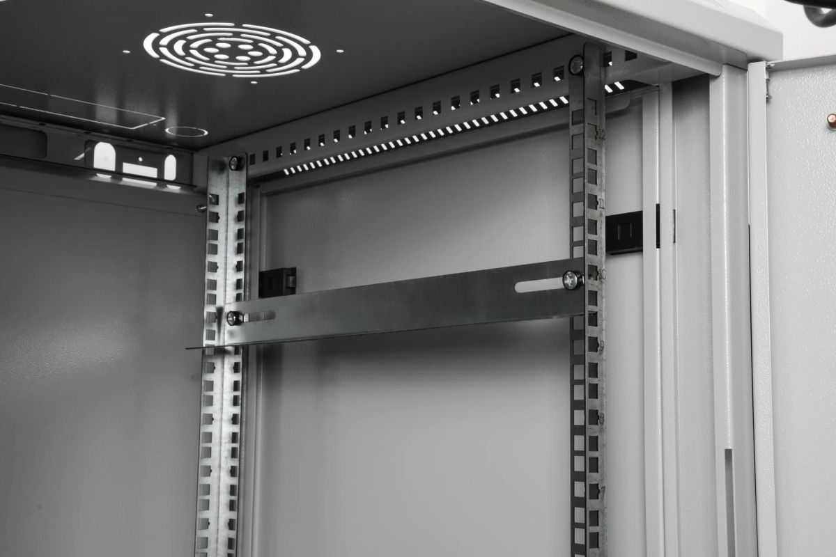 Шкаф телекоммуникационный  SNR-TWC-12-SF-R-GD