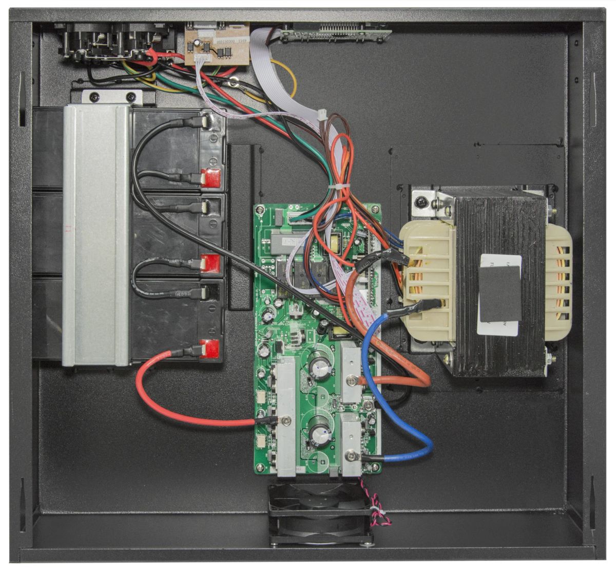 Источник бесперебойного питания  SNR-UPS-LIRM-2000-PS-SNMP