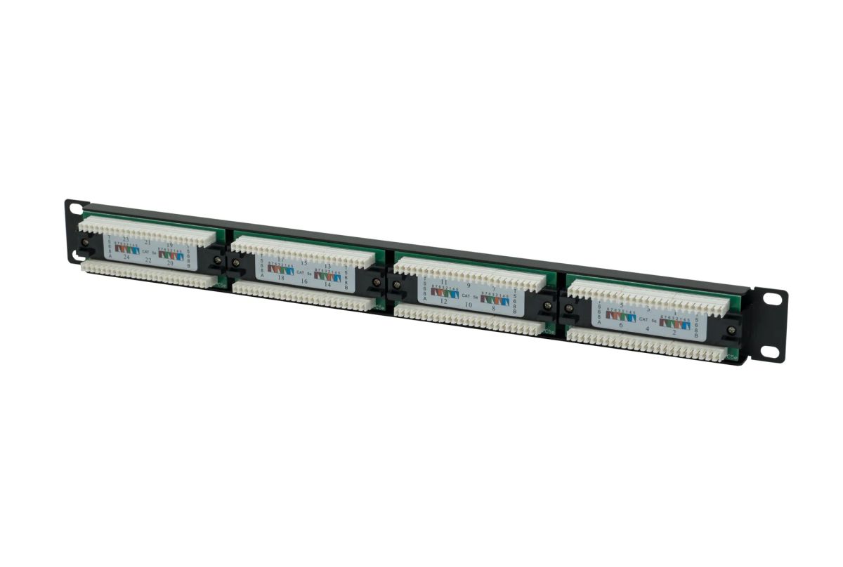 Патч-панель  SNR-UD-1U24-5E-H-LC