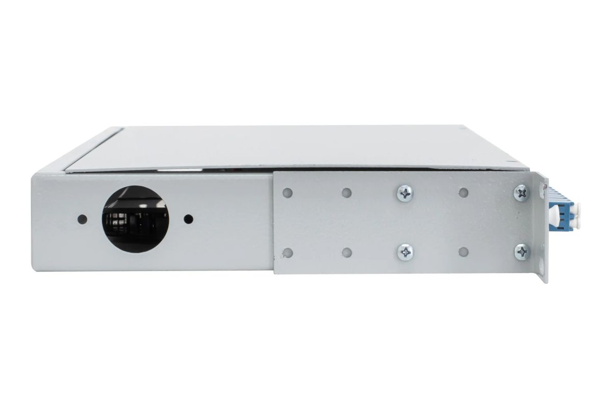 Кросс оптический  SNR-ODF-24R-16LC-P