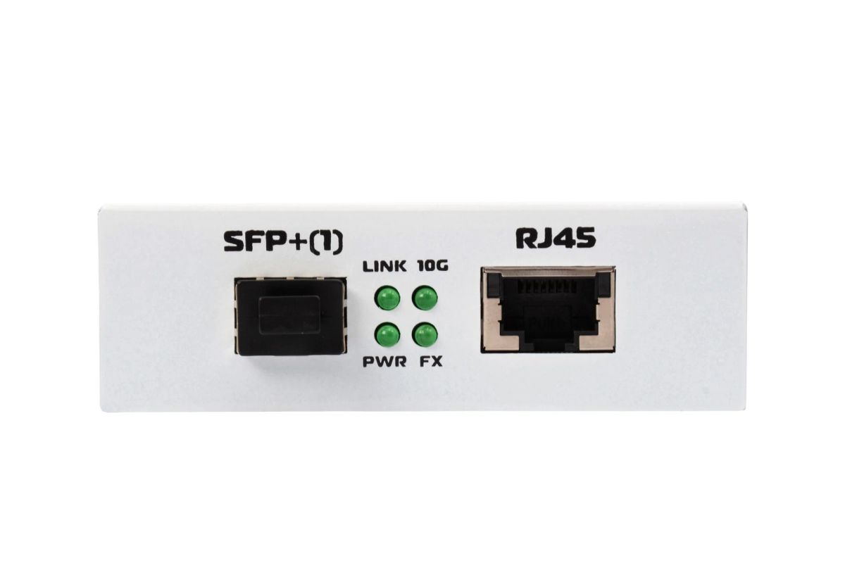 Медиаконвертер  SNR-CVT-SFP+UTP-V2