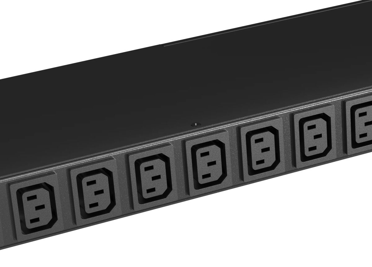 Блок розеток  SNR-PDU-D-08A-C2016L1
