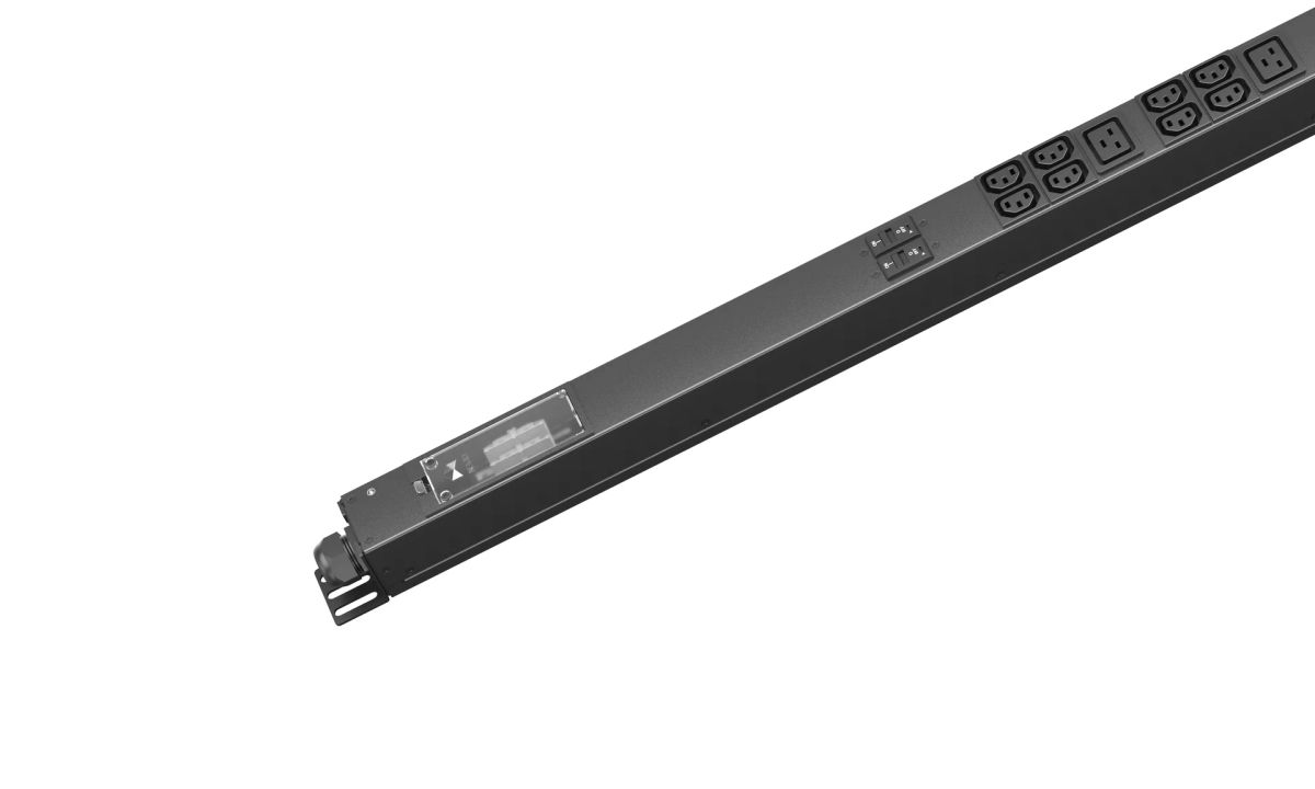 Блок розеток  SNR-PDU-A-30A06B-T32L3
