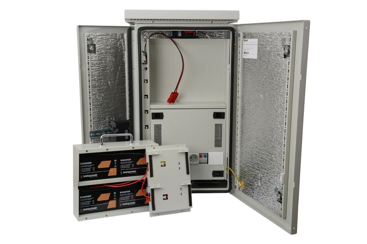 Узел коммутационный  SNR-OWC-8K2-15E-BP09-08DC-FT2SB