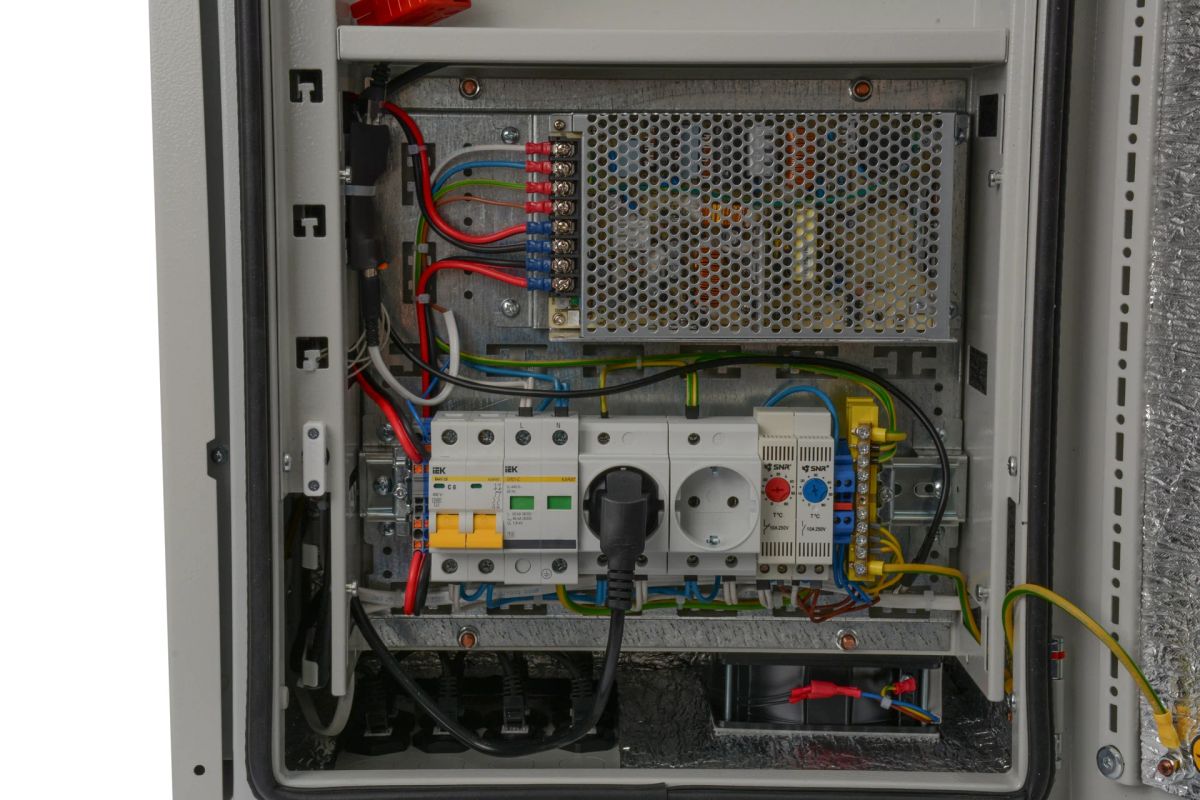 Узел коммутационный  SNR-OWC-8K2-15E-BP09-08DC-FT2SB