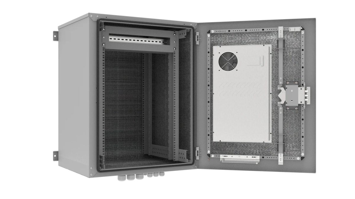 Шкаф телекоммуникационный  SNR-OWC-186060-500-AC