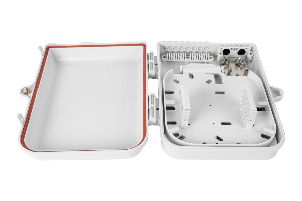 Коробка распределительная  SNR-FTTH-FDB-16F3