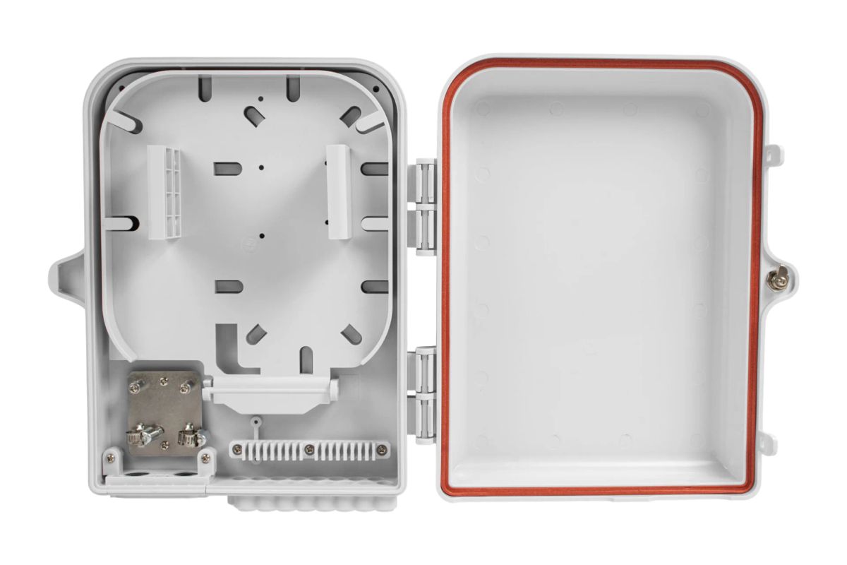 Коробка распределительная  SNR-FTTH-FDB-16F3