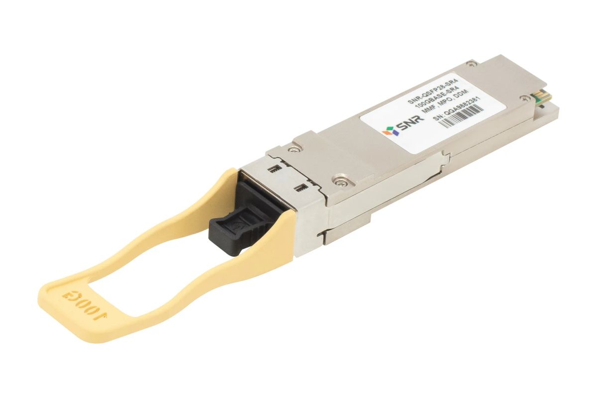 Трансивер  SNR-QSFP28-SR4