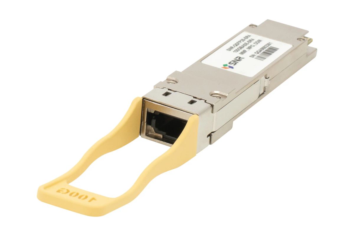 Трансивер  SNR-QSFP28-SR4