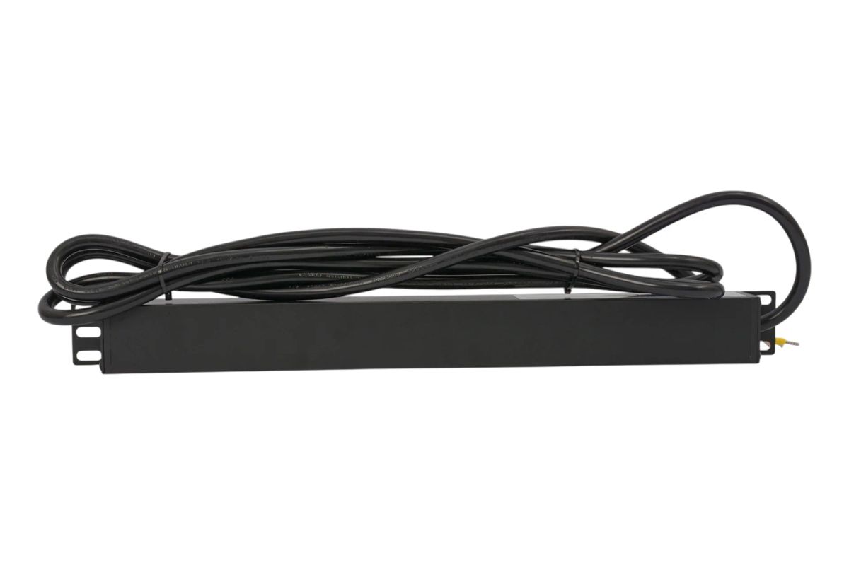 Блок розеток  SNR-PDU-8ABL-OE-3-Am16L1