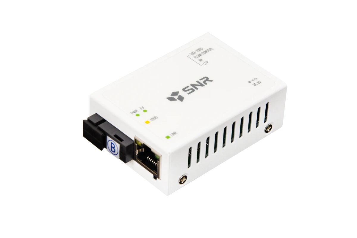 Медиаконвертер  SNR-CVT-1000B