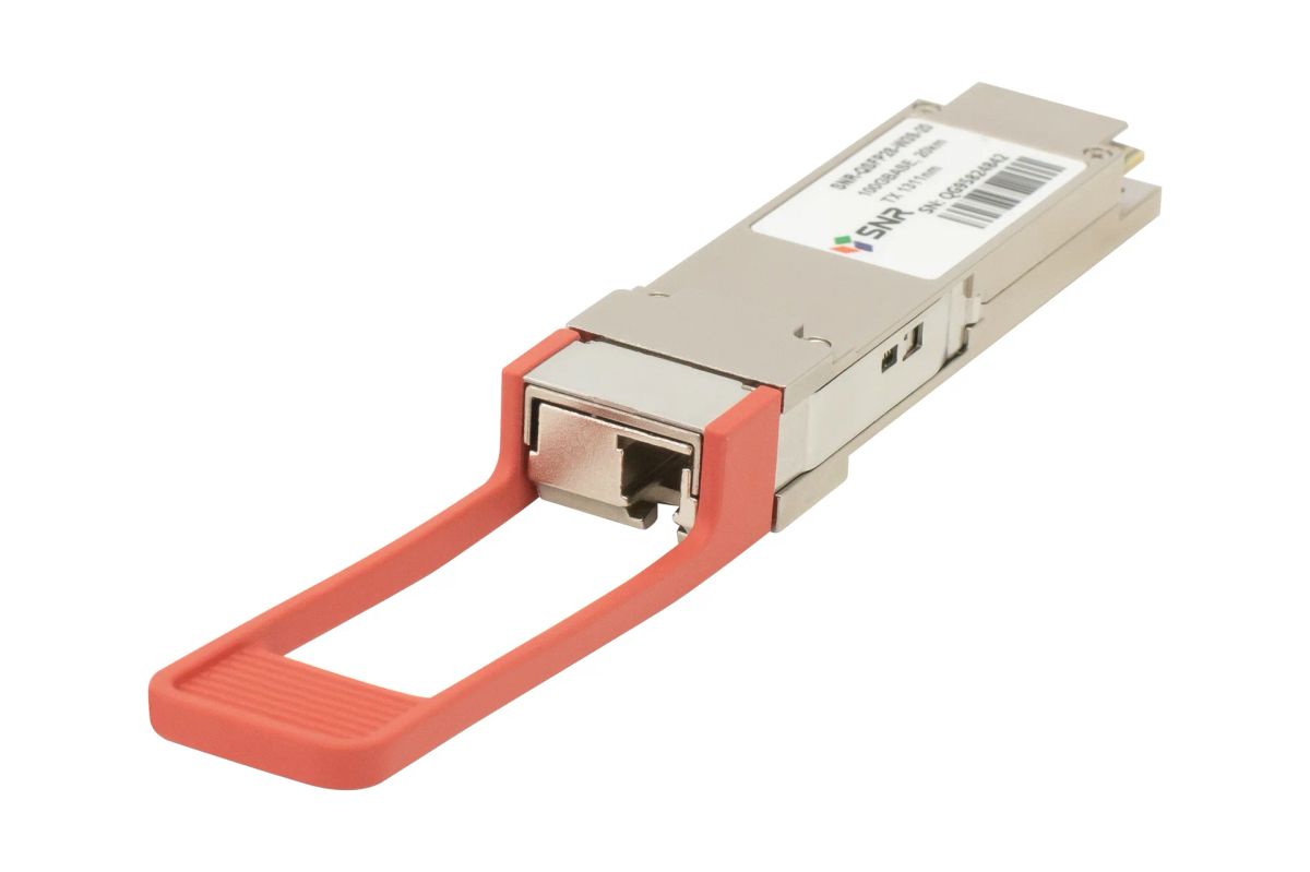 Трансивер  SNR-QSFP28-W39-20