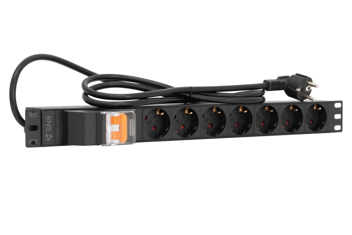 Блок розеток  SNR-PDU-7S-S-1.8-CB16L1