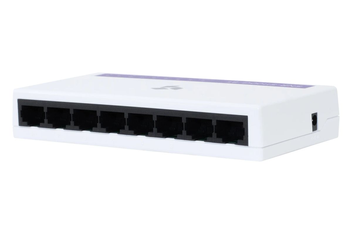 Коммутатор  SNR-S1100G-8T