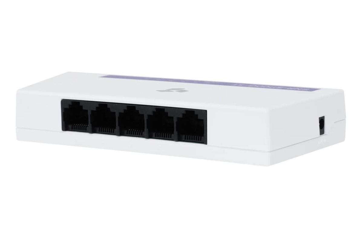 Коммутатор  SNR-S1100G-5T