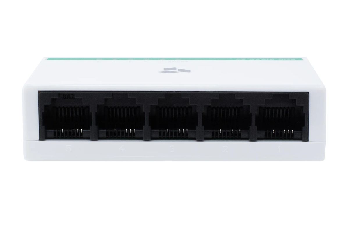 Коммутатор  SNR-S1000-5T