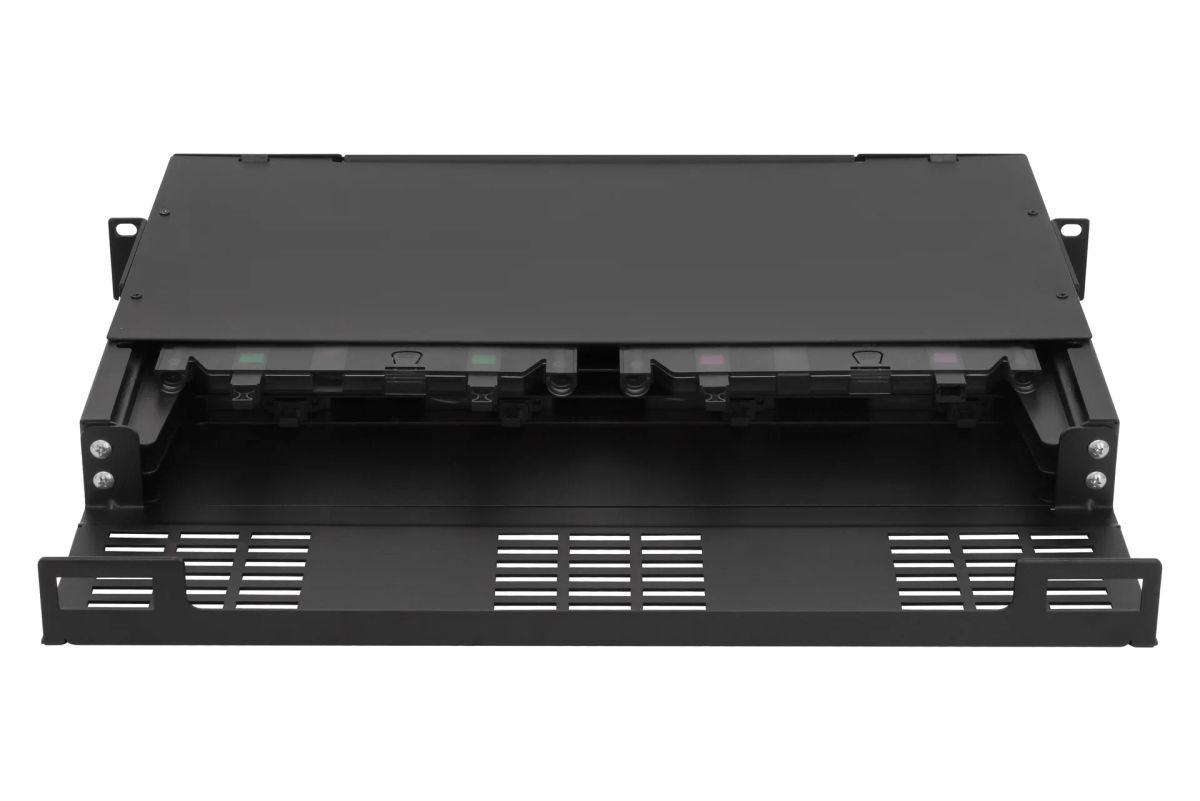 Панель коммутационная  SNR-CMP-OT-144P