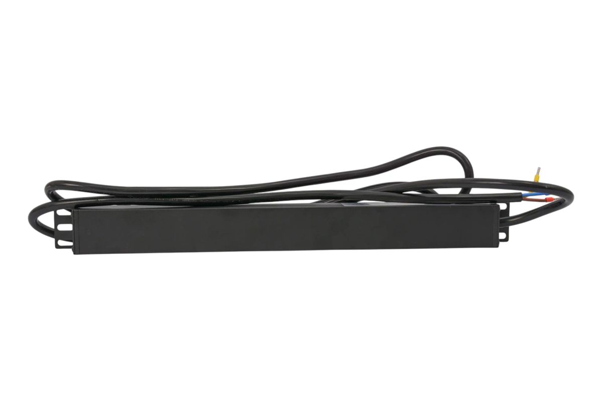 Блок розеток  SNR-PDU-6AL2BL-OE-3-Am16L1