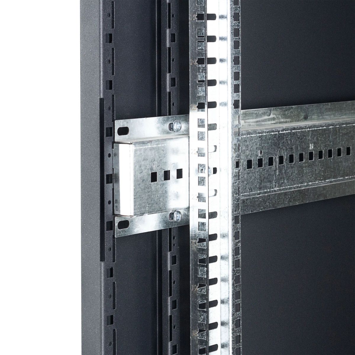 Шкаф телекоммуникационный  SNR-TFC-478080-CPDP-B-SF