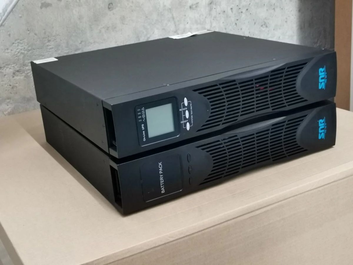 Источник бесперебойного питания  SNR-UPS-ONRT-BCRT-1-MPL