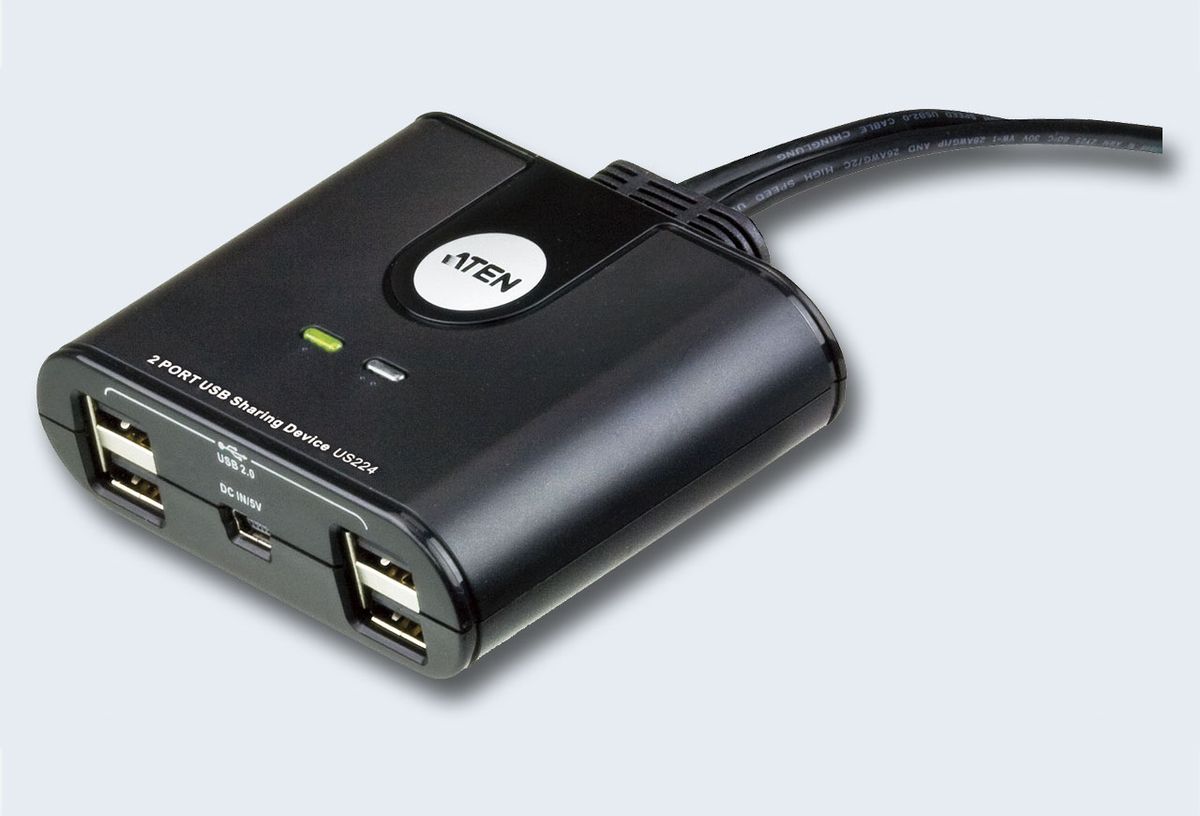 Переключатель KVM  ATEN US224-AT