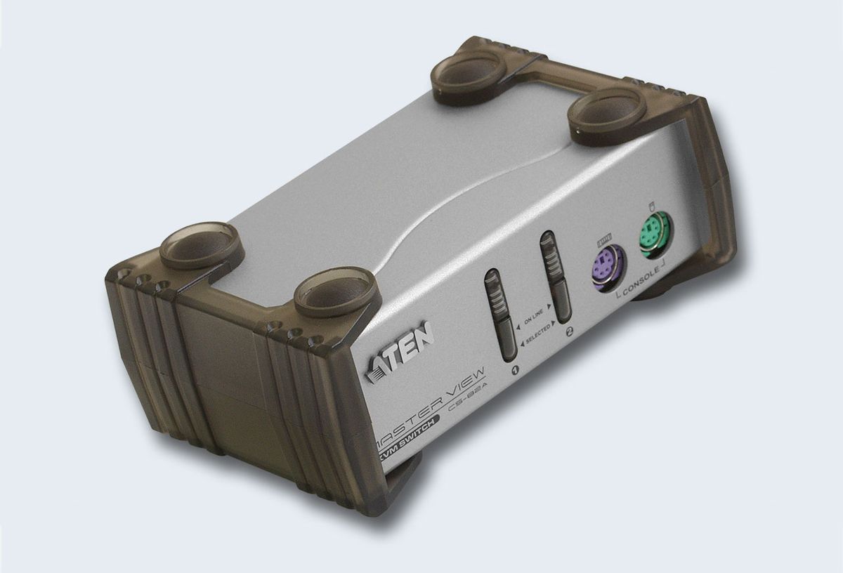 Переключатель KVM  ATEN CS82AC-AT