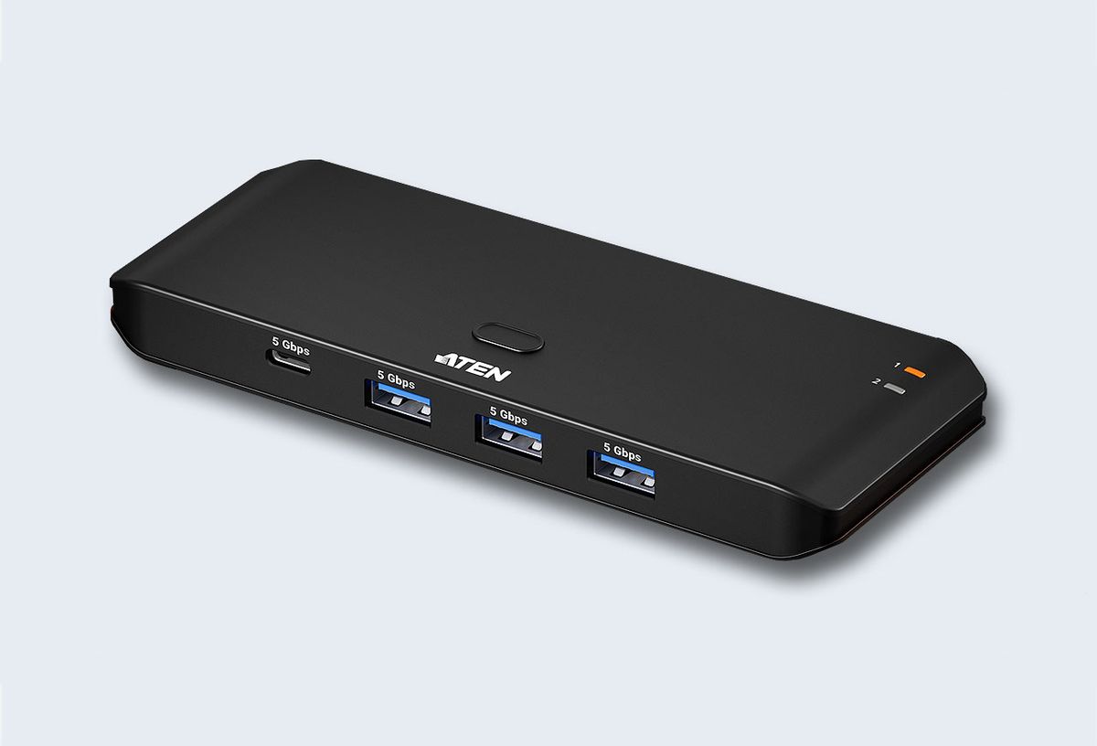 Переключатель KVM  ATEN US4324-AT